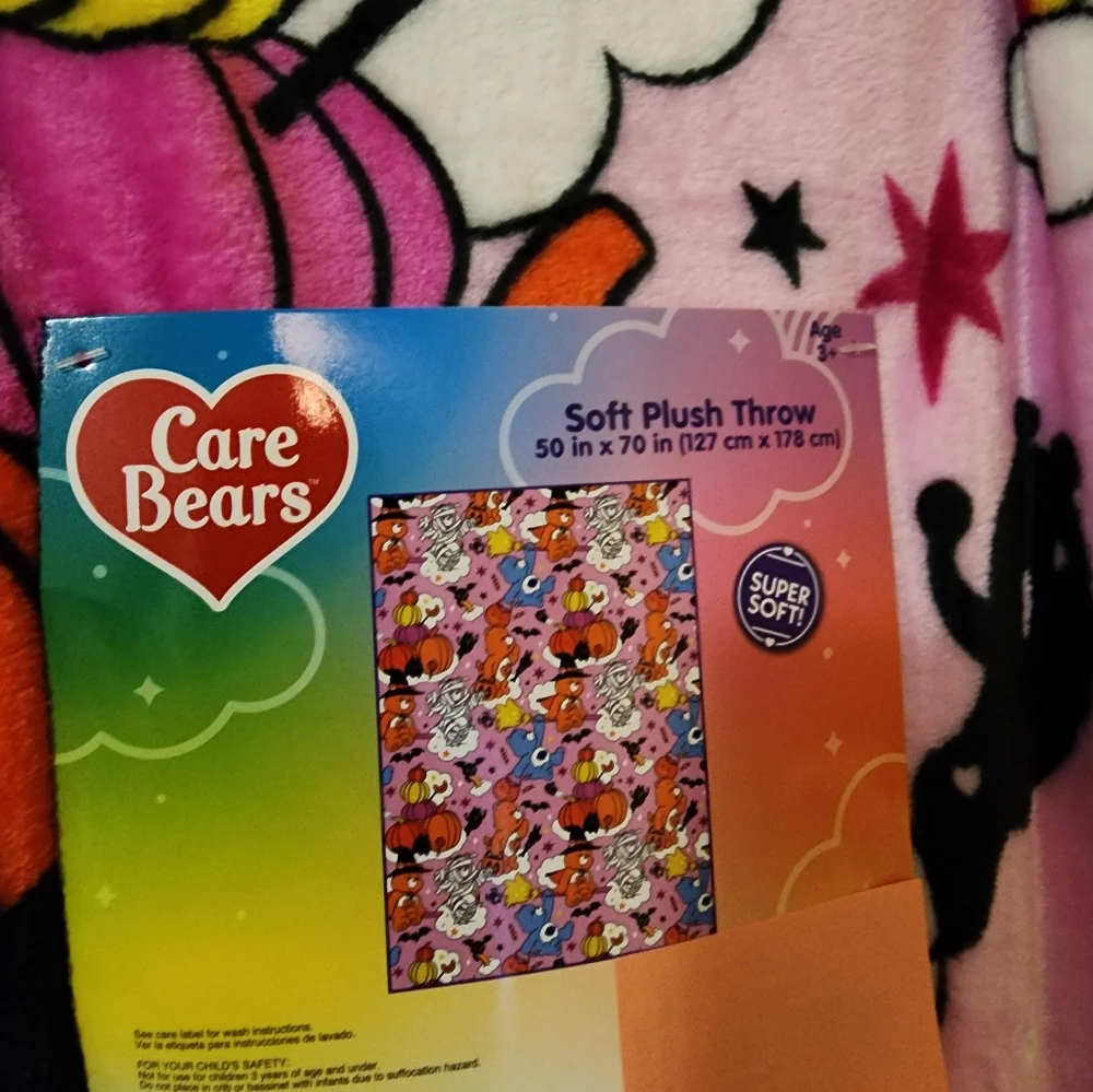 NWT Adorable TikTok Viral Halloween 🎃 Care bear 🐻 Collectors Blanket